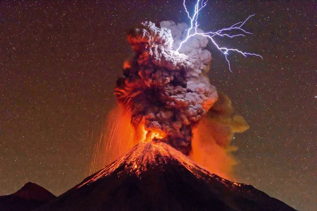 火山.jpg